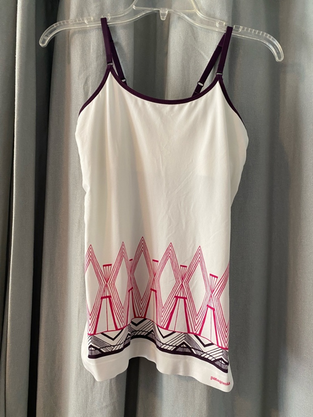 Patagonia Moisture-Wicking Tank w/Built-In Shelf Bra, Women’s Size Medium